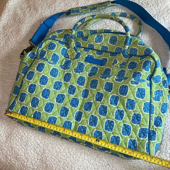 Vera Bradley Weekend Travel Duffel Bag Doodle Daisy Blue Green Floral NWOT - Picture 3 of 7